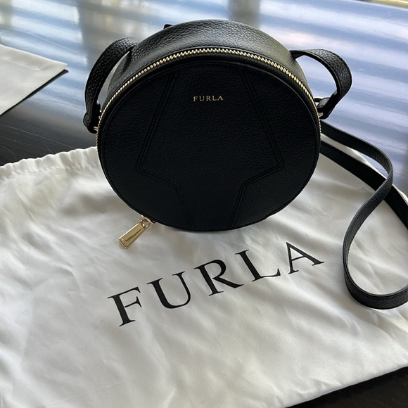 NEW FURLA round black crossbody bag - Picture 6 of 6